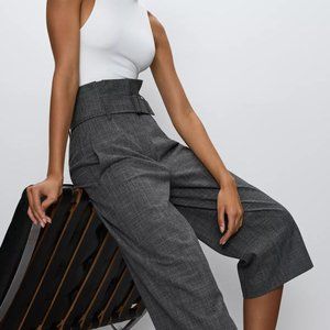 NWT Babaton Grey Plaid Cropped Power Pants - Size 2
